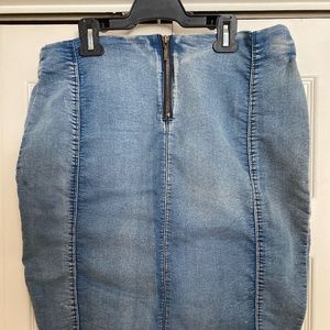 Suko Jeans Pencil skirt - NWOT